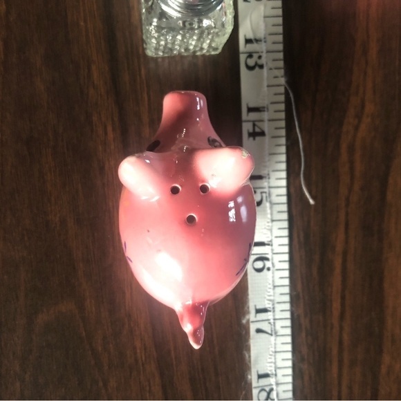 Unique Salt & pepper shaker collection - Picture 15 of 15